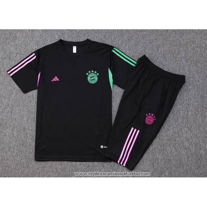 Fato de Treino
 Bayern de Munique
 2023-2024 Manga Curta
 Preto
 - Calcas Curta
